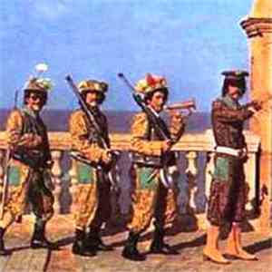 Carnaval de Cadiz - El Sargento Veneno y Dos o Tres Por Los Menos flac album