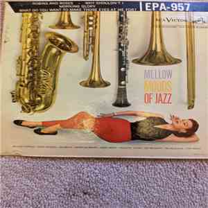 Peanuts Hucko, Urbie Green, Lee Castle, Ernie Caceres - The Mellow Moods Of Jazz flac album