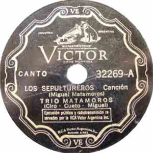 Trio Matamoros - Los Sepultureros / Te Pico La Abeja flac album