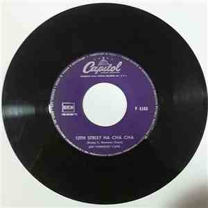 Joe "Fingers" Carr - 12th Street Ha Cha Cha / Fan Tan Fanny flac album